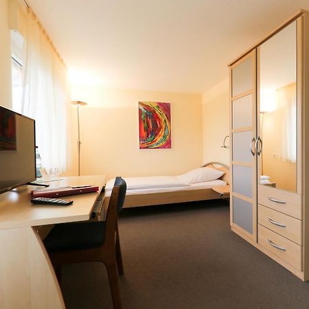 Hotel Albblick Bad Boll Exteriör bild